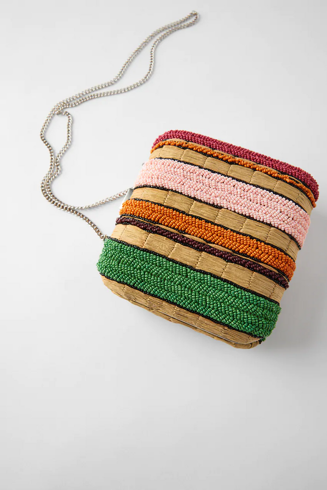 Carteira, €25,95, Zara