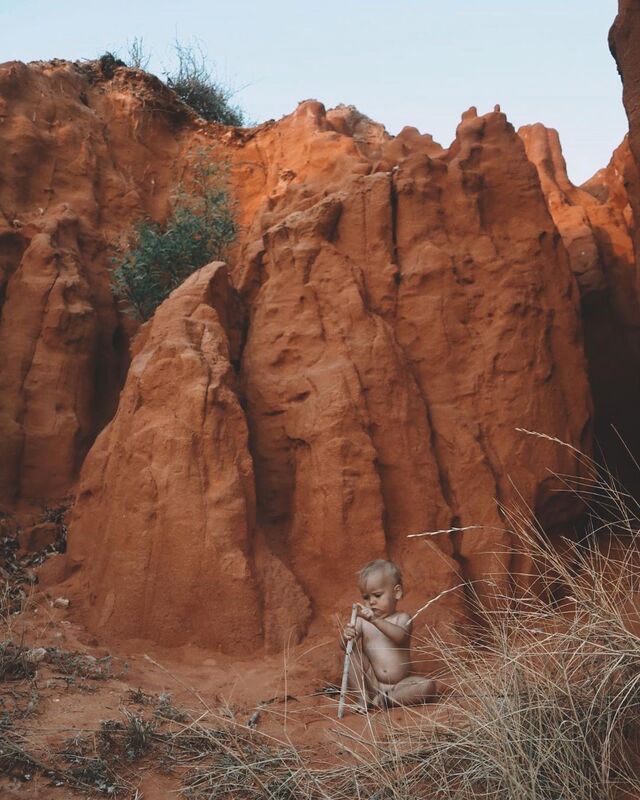 Em My Milk Tribe, Sofia partilha as vivências com a filha Luz.