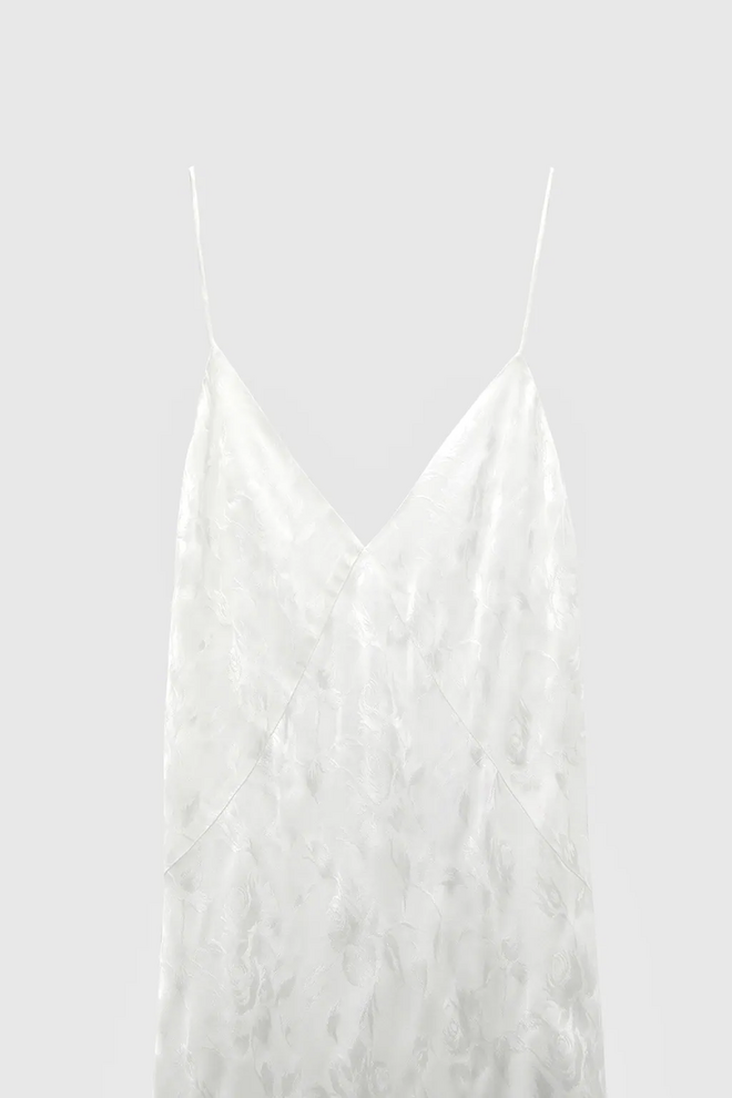 Vestido comprido Zara, €49,95