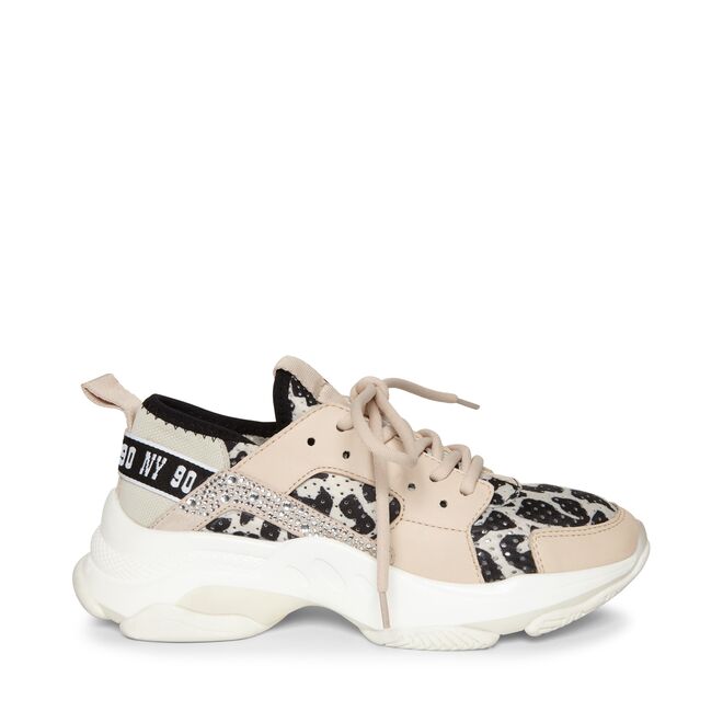 Ténis Steve Madden, agora €76,99 (antes, €109,99)