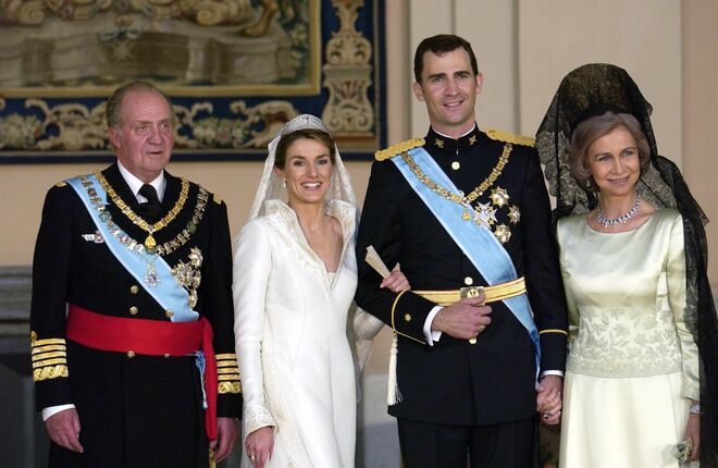 Juan Carlos e Sofia da Grécia, junto a Letizia e Filipe VI