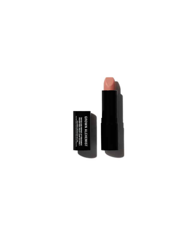 Batom de tratamento com cor, Grown Alchemist, €29, em exclusivo na Perfumes & Companhia