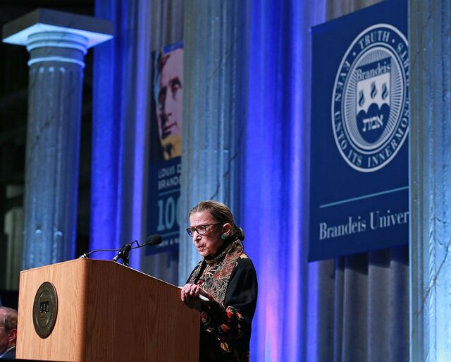 A Juíza fala na Universidade Brandeis, a 28 de janeiro de 2016
