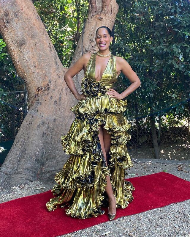 Tracee Ellis Ross em Alexandre Vaulthier, sapatos Jimmy Choo e jóias Tiffany & Co.