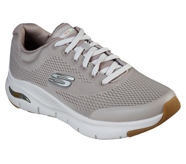 Skechers Arch Fit, €70