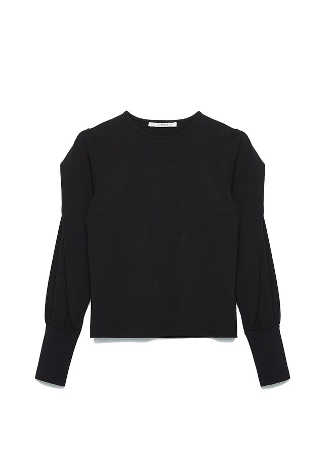 Camisola, €59, Uterqüe