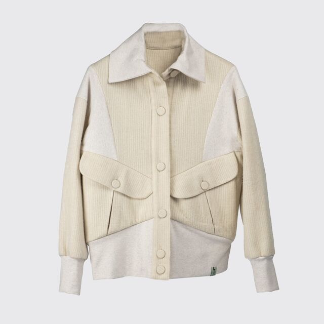 Casaco Simone, €124,99, Katty Xiomara para Vintage for a Cause