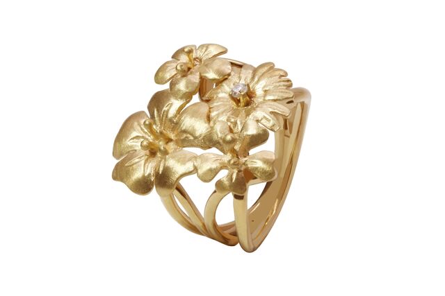 Anel, €109,90, Eugénio Campos