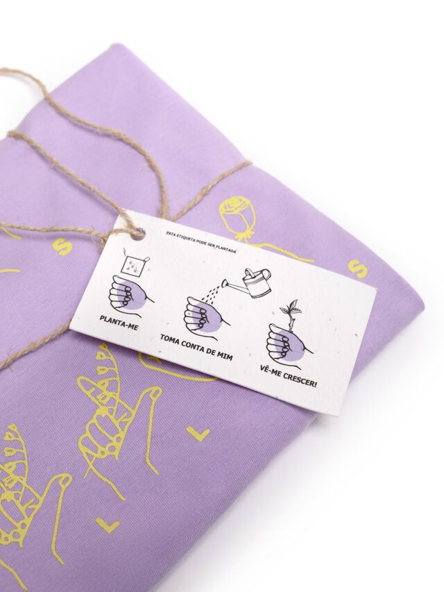 T-shirt, €35, Les Filles x Bastian