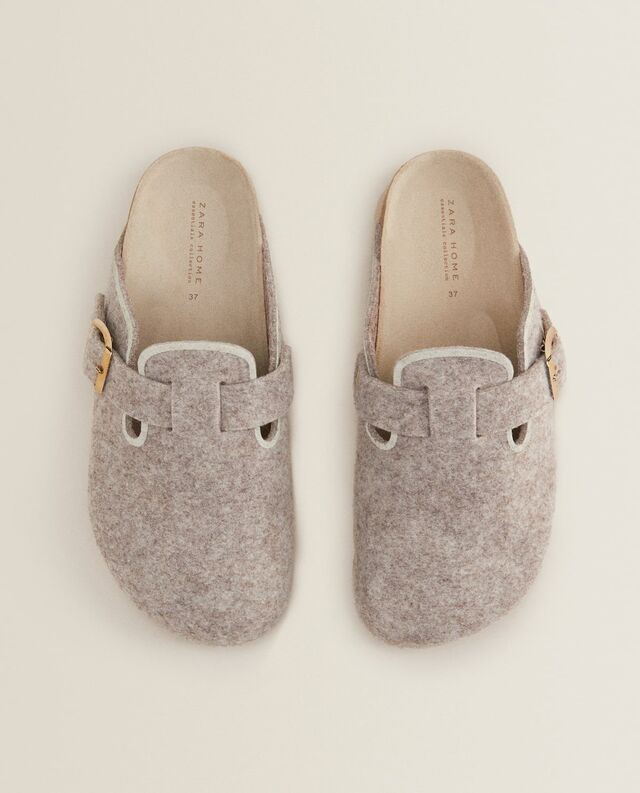 Socas de feltro, €19,99, Zara Home