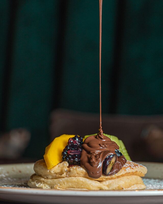 O Friends Kitchen, em Gaia, pensou em dois menus de pequeno-almoço de hotel prontos para saborear em casa