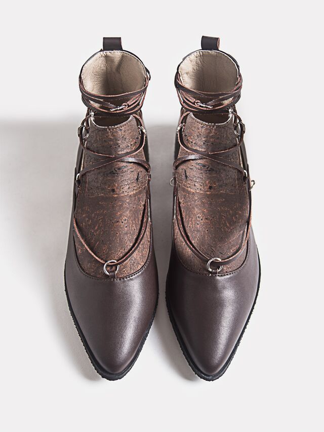 Sapatos Ballerina, €125, Marita Moreno