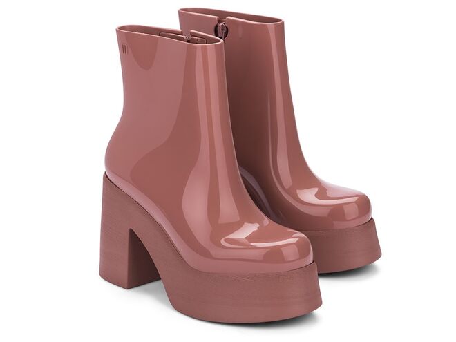 Botas, €145, Melissa