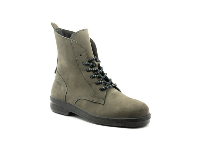 Botins, €65, Camport