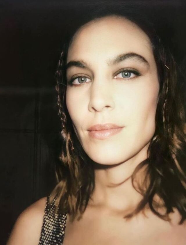 Alexa Chung