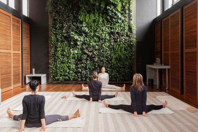 Uma das aulas durante o retiro de Yoga