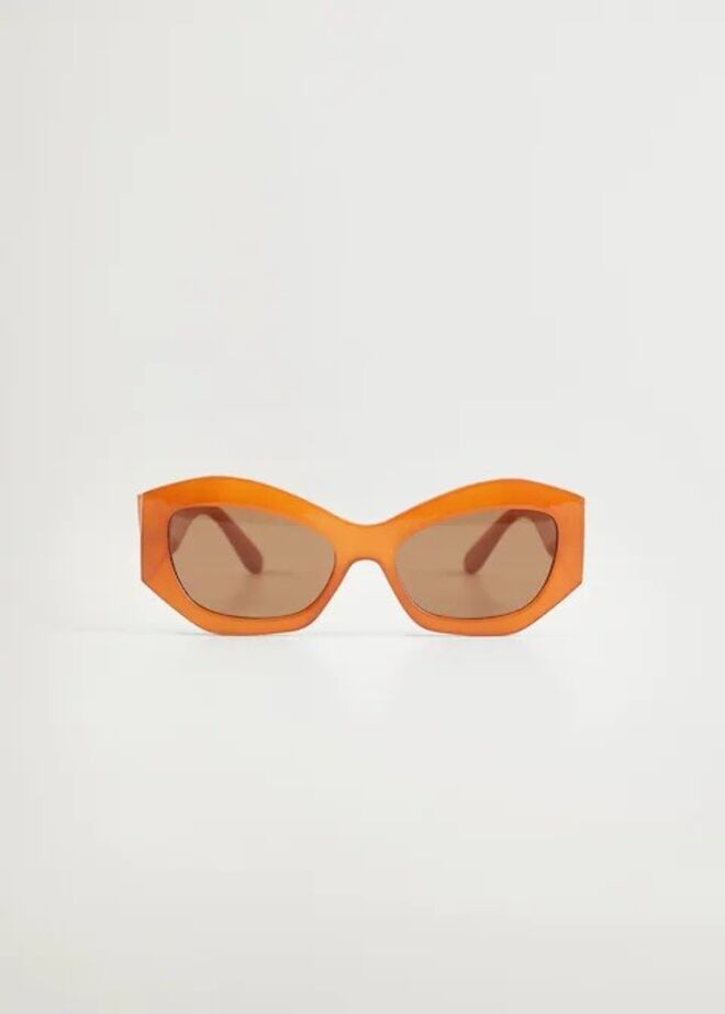 Óculos de sol, €9,99, Mango