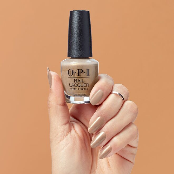 Verniz Fall-ing For Milan da coleção Muse of Milan, €16,75, O.P.I