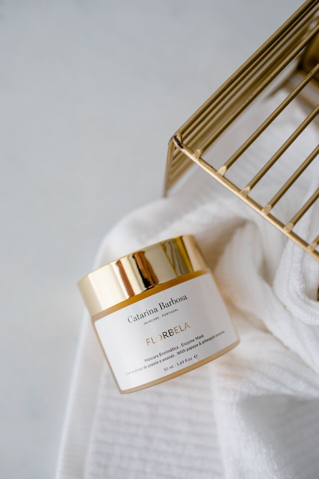 Máscara enzimática Florbela, € 65, Carolina Barbosa Skincare, em www.catarinabarbosaskincare.com