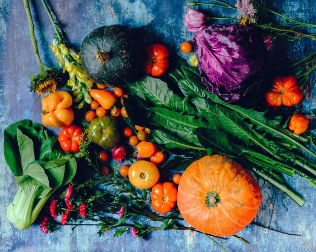 Há alimentos que pode introduzir na sua dieta que podem melhorar a sua resposta ao vírus