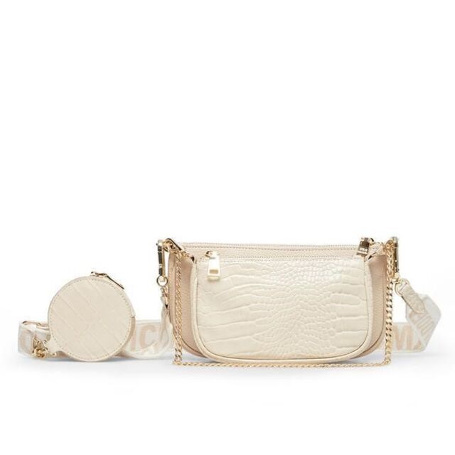 Carteira, €89,99, Steve Madden