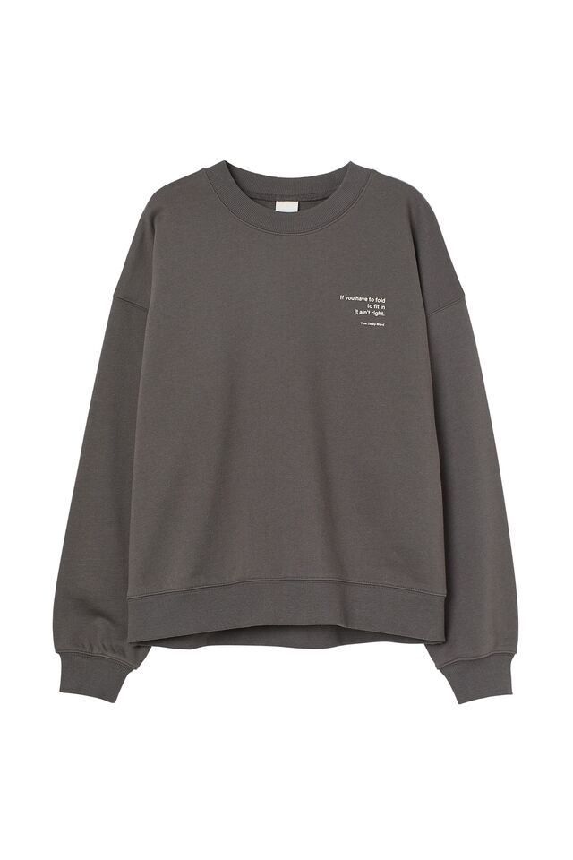 Camisola, €19,99, Yrsa Daley-Ward x H&M