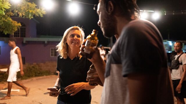 Trafficked: episódio 2