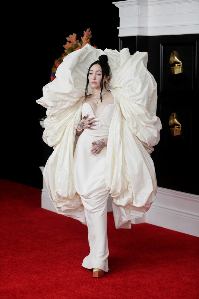 Noah Cyrus em Schiaparelli Couture