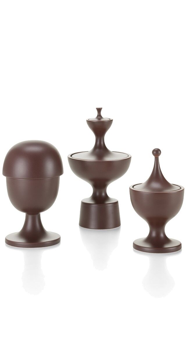 Caixas em cerâmica do designer Alexander Girard, a partir de € 151,50, Vitra