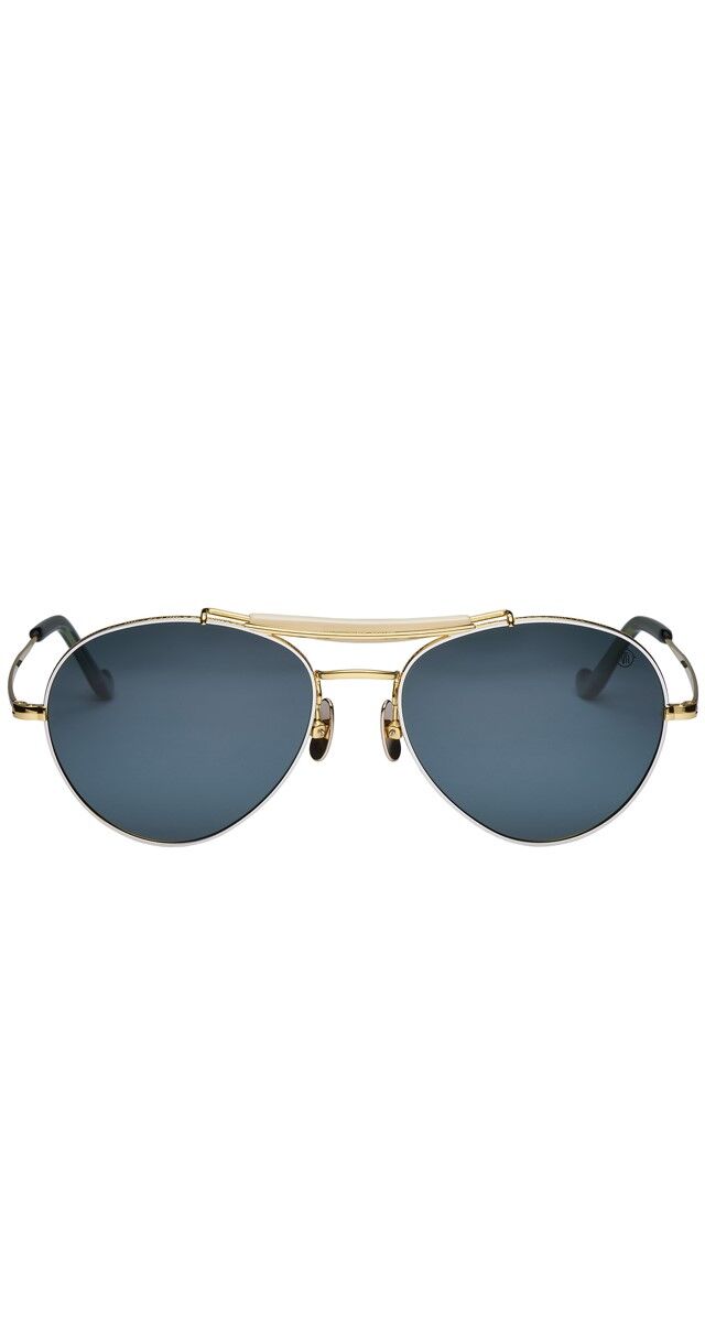 Óculos de sol True Vintage Revival, € 473, André Opticas