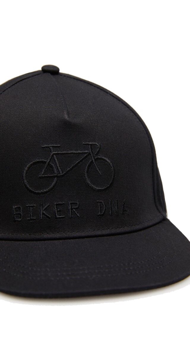 Boné em tela bordada, € 12,99, Springfield