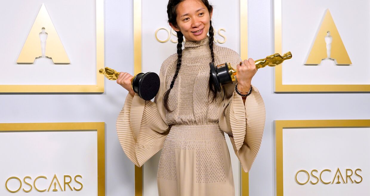 Chloe Zhao levou para casa os Óscares de Melhor Filme e Melhor Realização por "Nomadland".