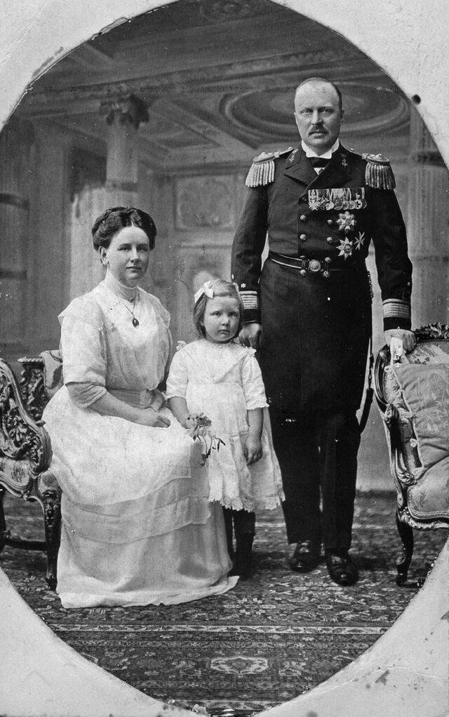 Guilhermina da Holanda casou com o aristocrata Henrique de Mecklemburgo-Schwerin. 1901