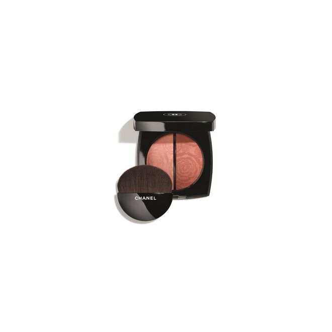 Duo blush e pó iluminador Fleures De Printemps, edição limitada, 65€, Chanel