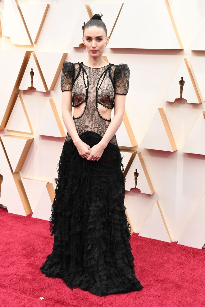 Rooney Mara em Alexander McQueen, 2020