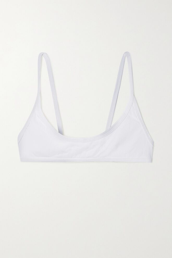 Tendência: Cavados. Top de biquini, € 140, The Attico em Netaporter.com.