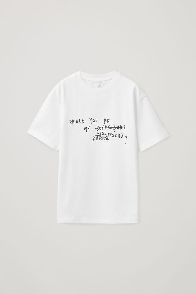 T-shirt em algodão, €49, Cos X Coco Capitan.