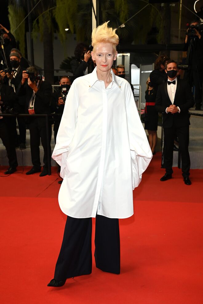 Tilda Swinton em Schiaparelli