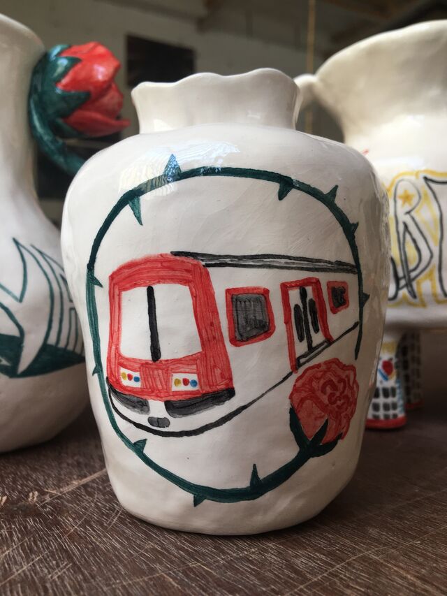 Pote da linha de Sintra, uma das cerâmicas de Sreya