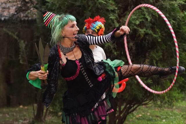 Espetáculo circense de 'Chapéus na Rua' (2020).