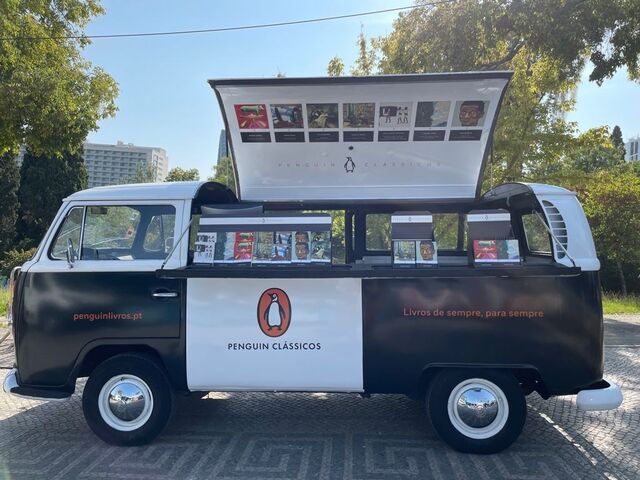 A banca da Penguin Classics na Feira do Livro.