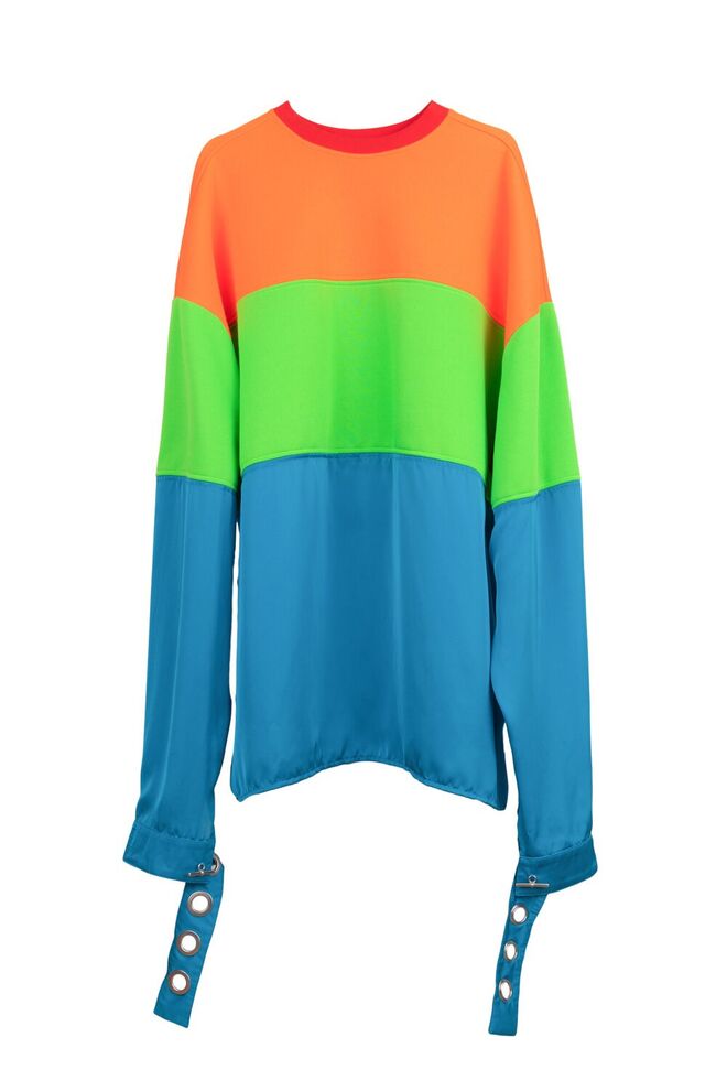 Camisola em malha de algodão e seda, €120, Ricardo Andrez.