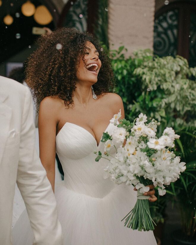 Tina Kunakey casou com Vincent Cassel em 2018, e usou um Vera Wang.