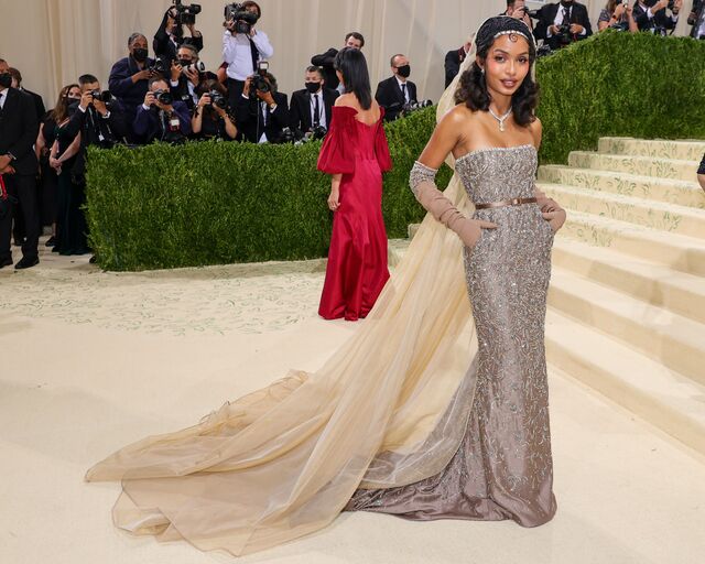 Yara Shahidi em Dior Haute Couture.