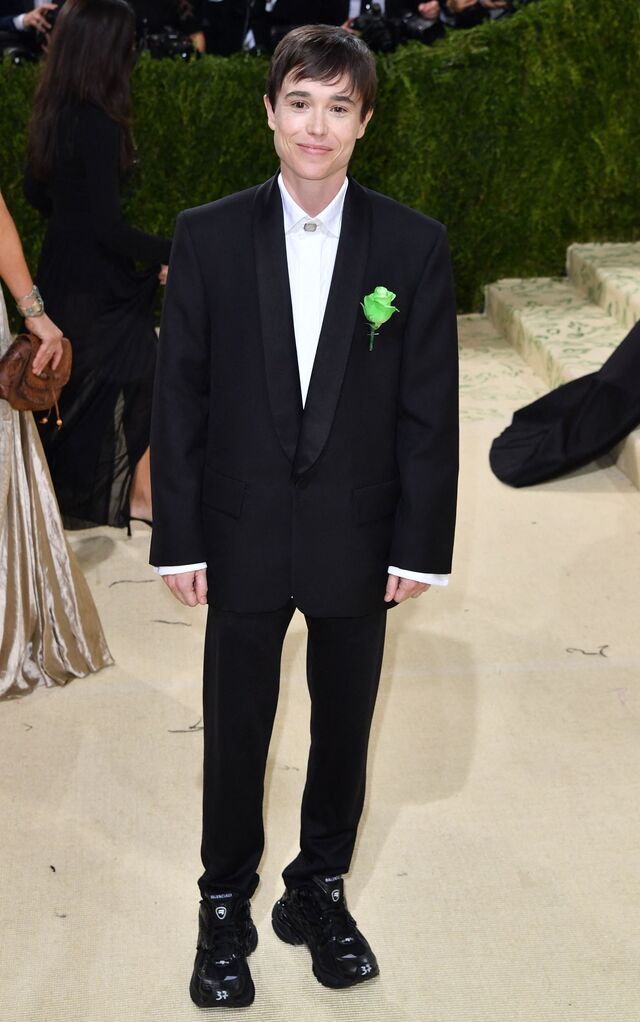 Elliot Page em Balenciaga.