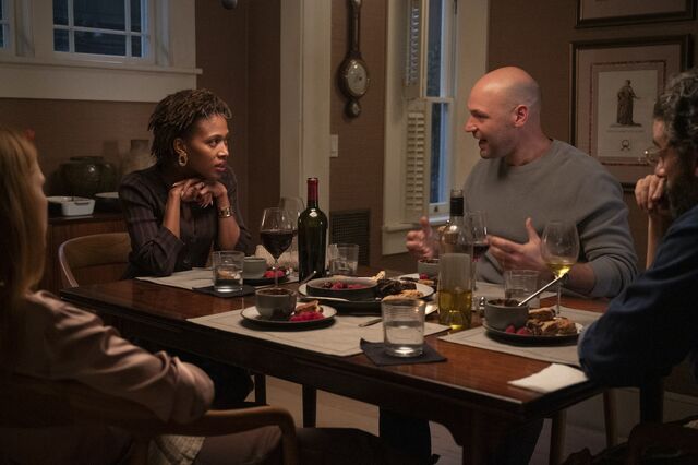 Jessica Chastain, Nicole Beharie, Corey Stoll e Oscar Isaac em 'Scenes from a marriage', da HBO.