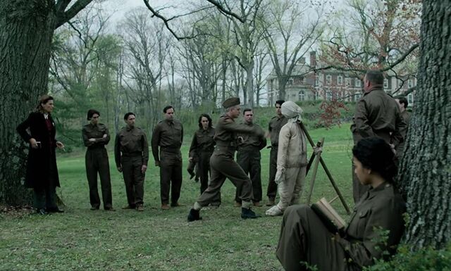 Filmagens de 'As Espias de Churchill', da Netflix.