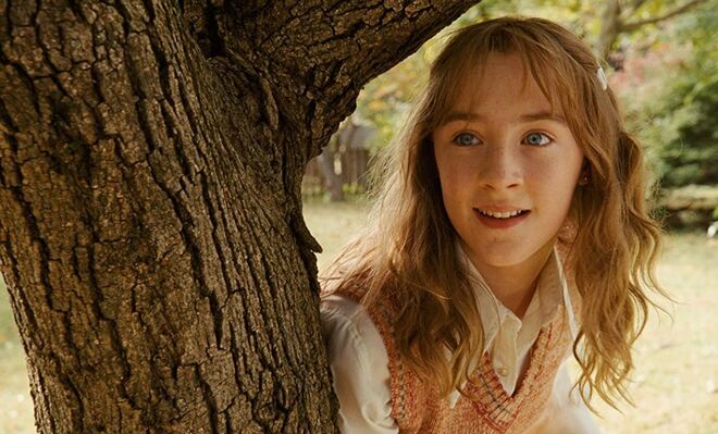 Saoirse Ronan nas filmagens do filme 'Visto do céu' (2009).