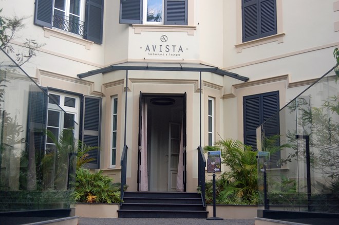 Fachada do Avista Restaurant & Lounge.