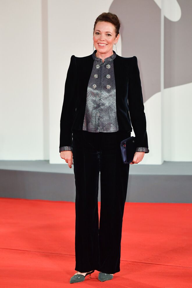 Olivia Colman na red carpet do filme 'The Lost Daughter' no 78º Festival Internacional de Cinema de Veneza, em Itália. 